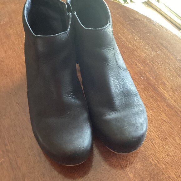 DANSKO LANE Clog Bootie 8 1/2 - Picture 4 of 8